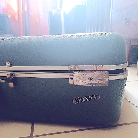 ORIG VTG 1960s Monarch Bags COMPLETE 5pc LUGGAGE SET - Picture 2 of 16